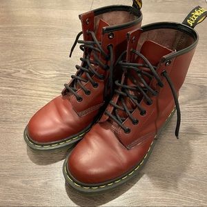Dr.Martens 1460 smooth leather lace up boots